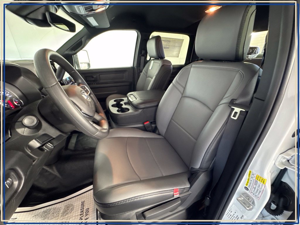 New 2026 RAM 2500 Tradesman AWD/4WD image 27