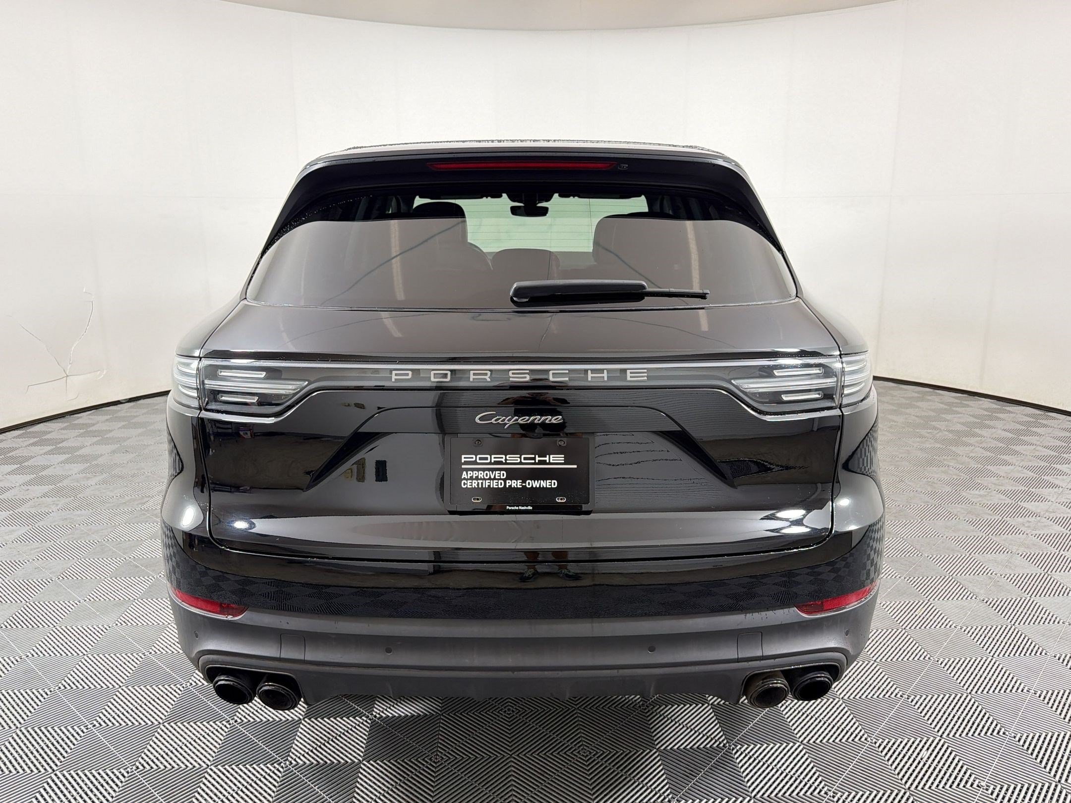 Used 2023 Porsche Cayenne Platinum Edition AWD/4WD image 10