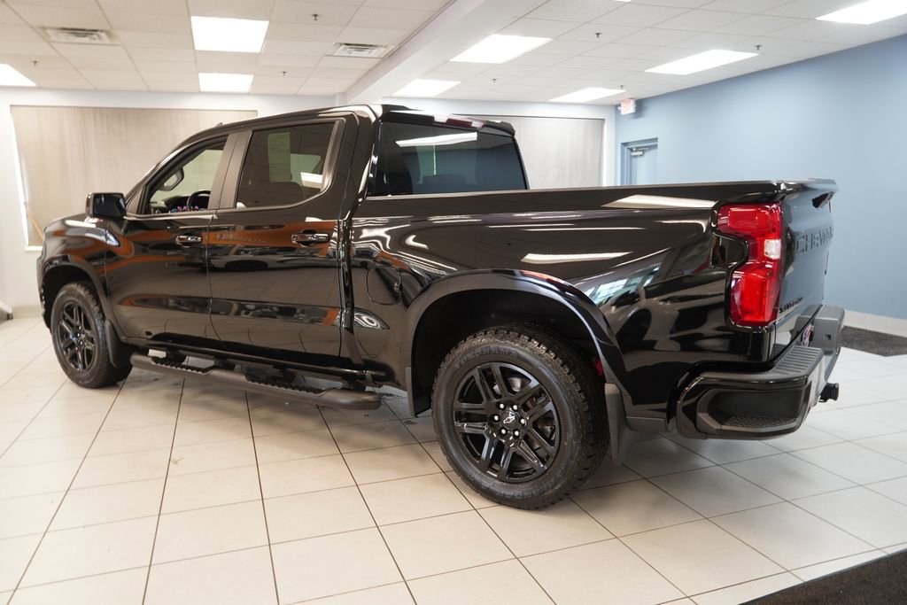 Certified 2022 Chevrolet Silverado 1500 RST w/ LPO, Blackout Package AWD/4WD image 7