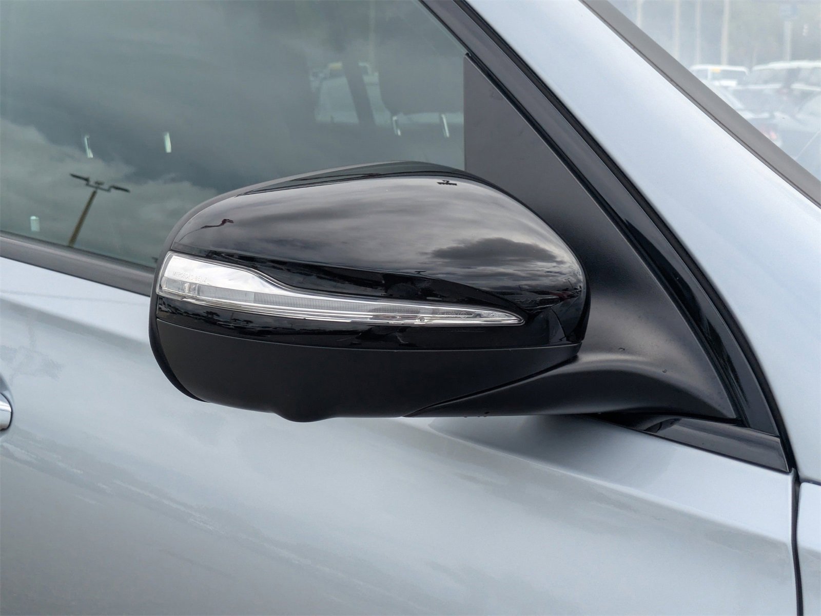 Used 2023 Mercedes-Benz GLS 580 4MATIC image 10