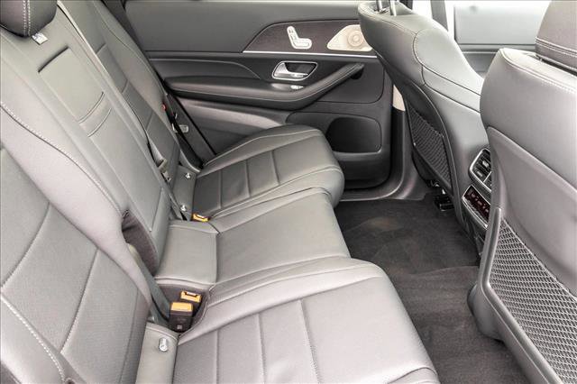 New 2026 Mercedes-Benz GLS 450 4MATIC image 26