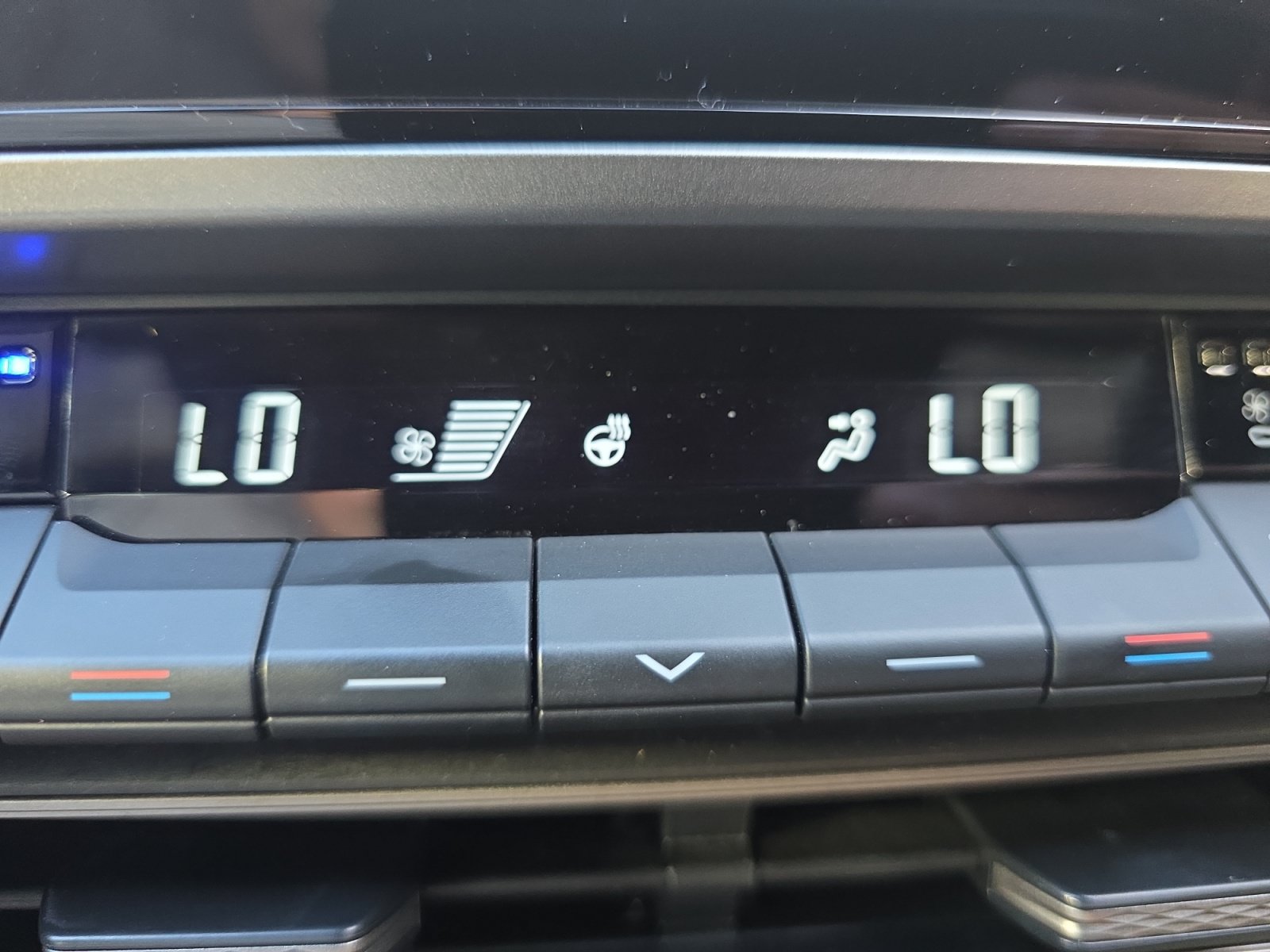 Used 2026 Toyota Camry XSE w/ Premium Package FWD image 23