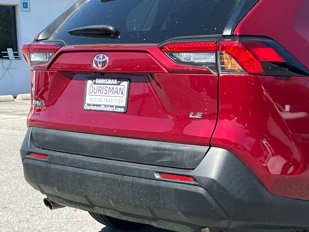 Used 2020 Toyota RAV4 LE w/ All Weather Liner Package image 6