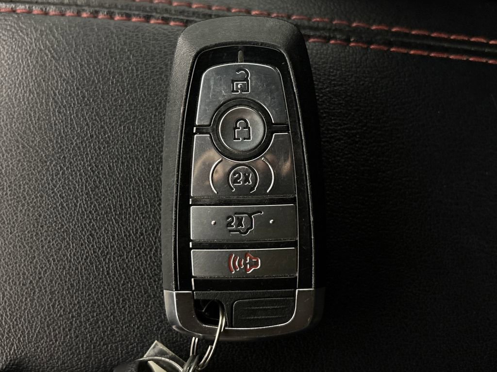 Certified 2022 Ford Edge ST-Line AWD/4WD image 32