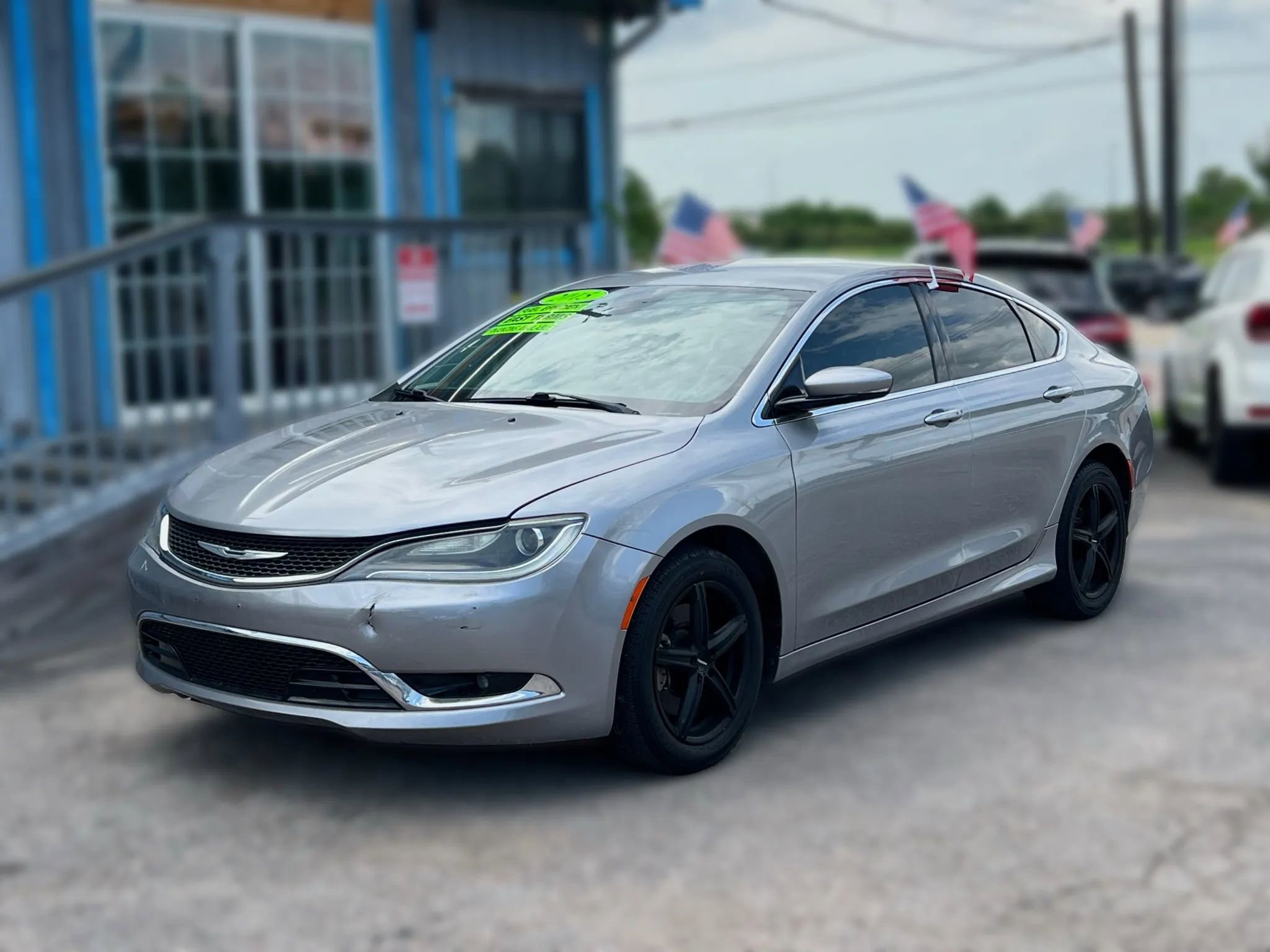 Used 2015 Chrysler 200 C image 1