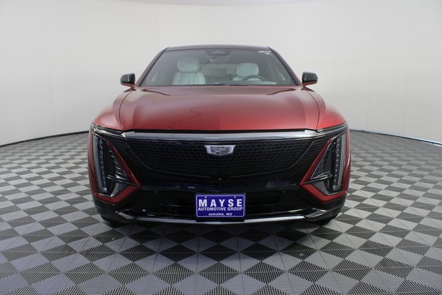Used 2024 Cadillac Lyriq Sport image 30