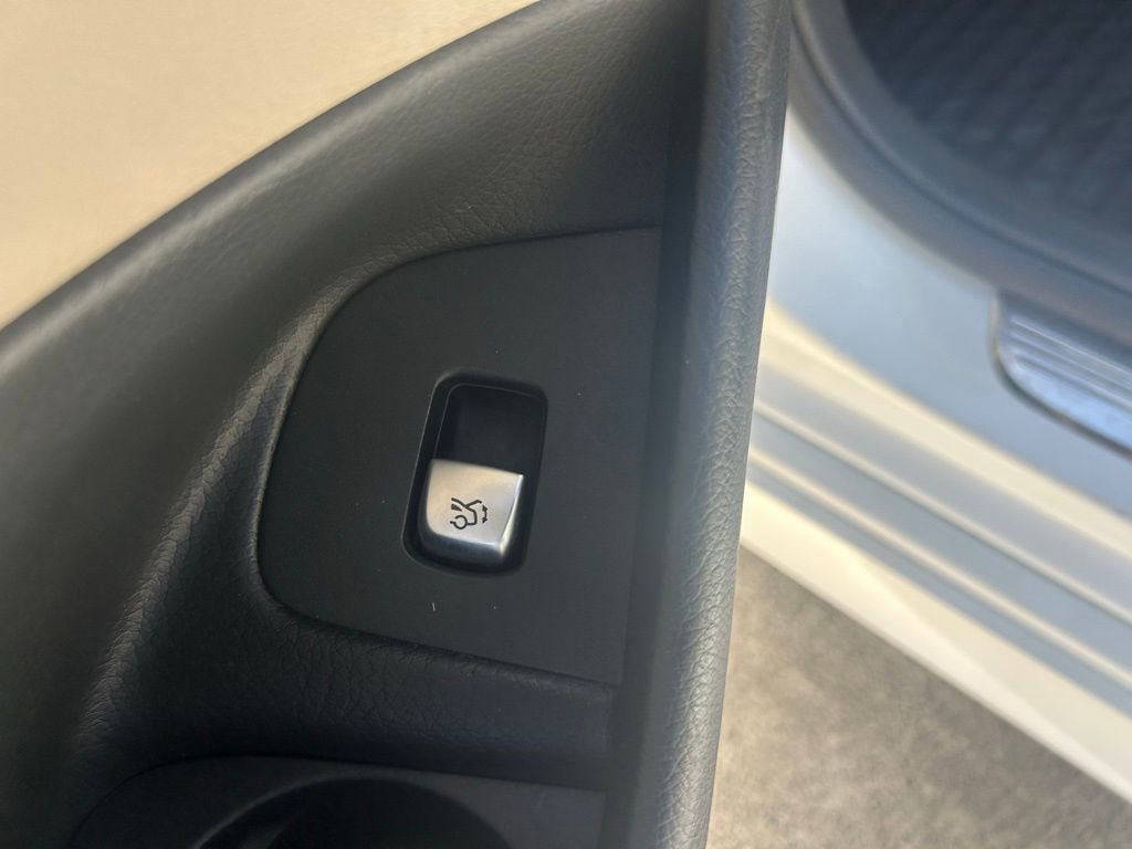 Used 2022 Mercedes-Benz E 350 E 350 image 51