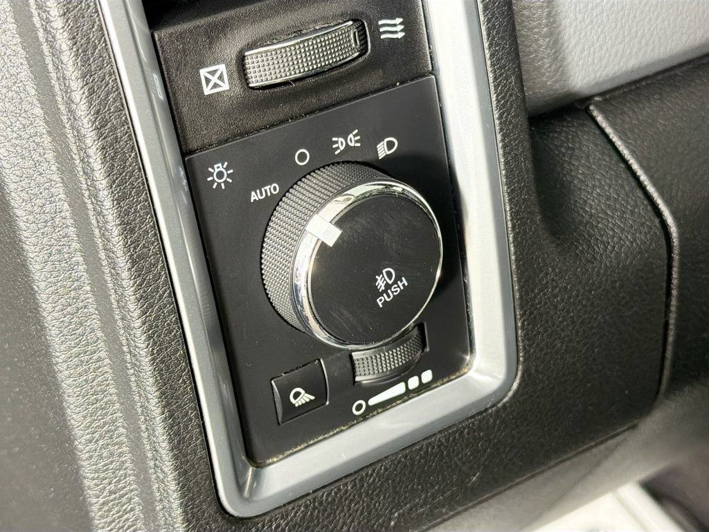 Used 2018 RAM 1500 Outdoorsman AWD/4WD image 10