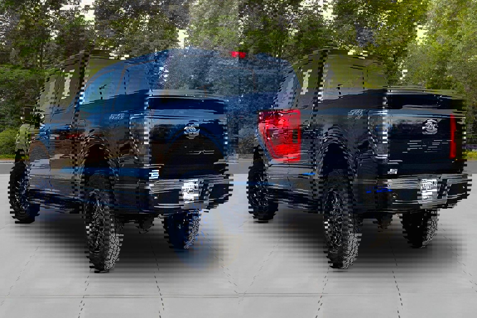 Used 2021 Ford F150 XLT w/ Equipment Group 302A High image 4