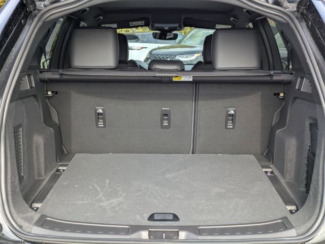 New 2026 Land Rover Discovery Sport Landmark image 16