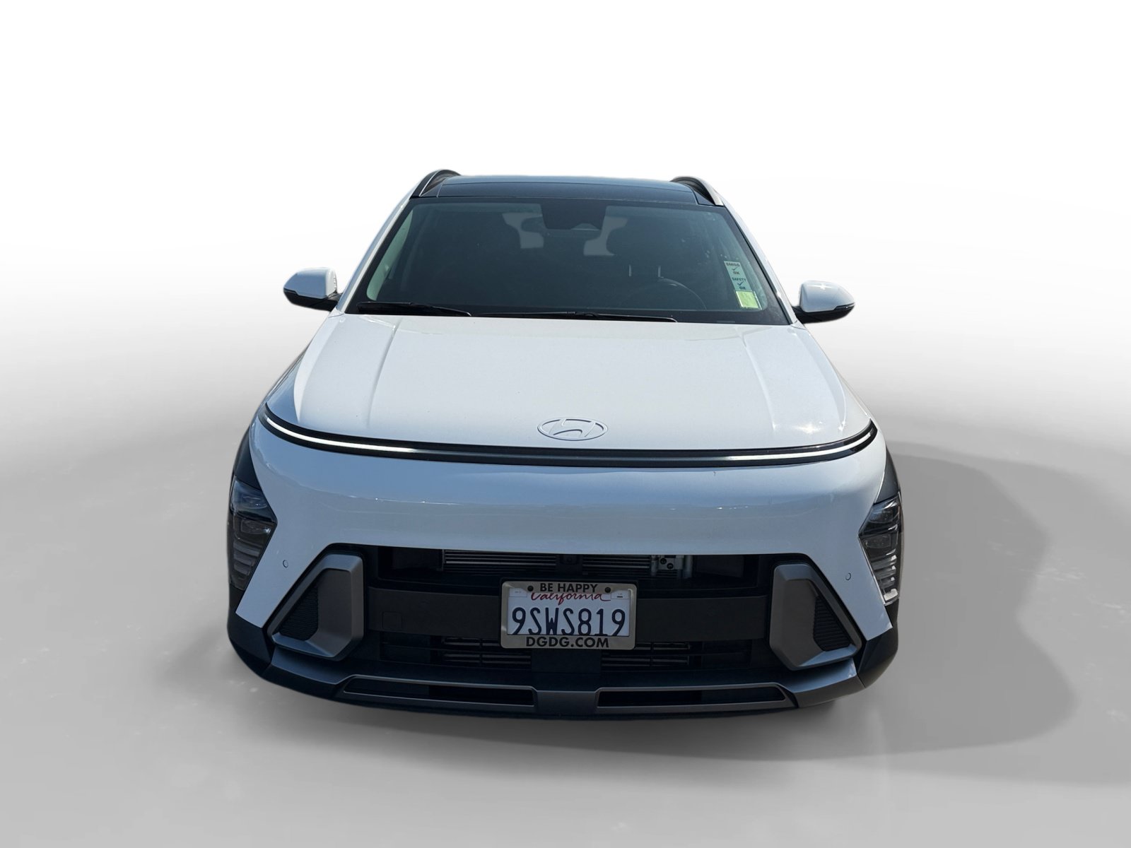 Certified 2025 Hyundai Kona Limited FWD image 8