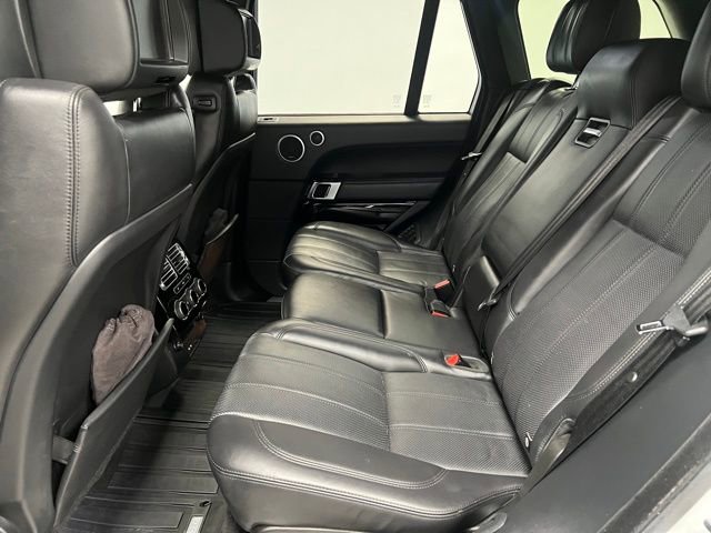 Used 2015 Land Rover Range Rover Supercharged image 44