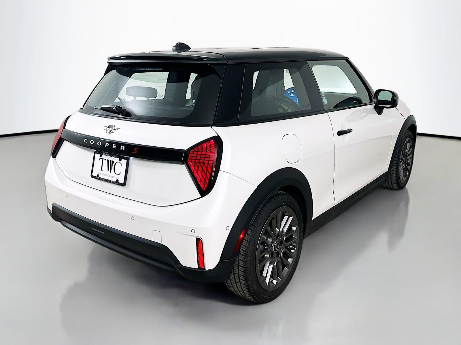 New 2026 MINI Cooper S FWD image 5