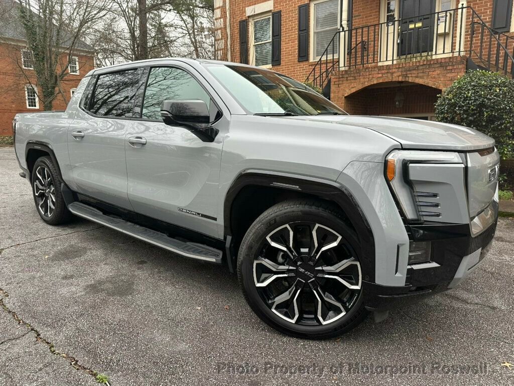 Used 2024 GMC Sierra EV Denali image 2