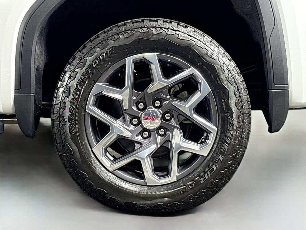 New 2026 GMC Sierra 1500 SLT w/ SLT Premium Package image 32