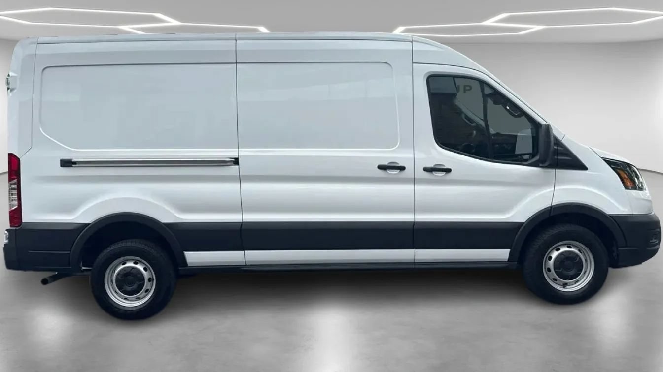 Used 2025 Ford Transit 250 148 Medium Roof w/ Load Area Protection Package RWD image 6