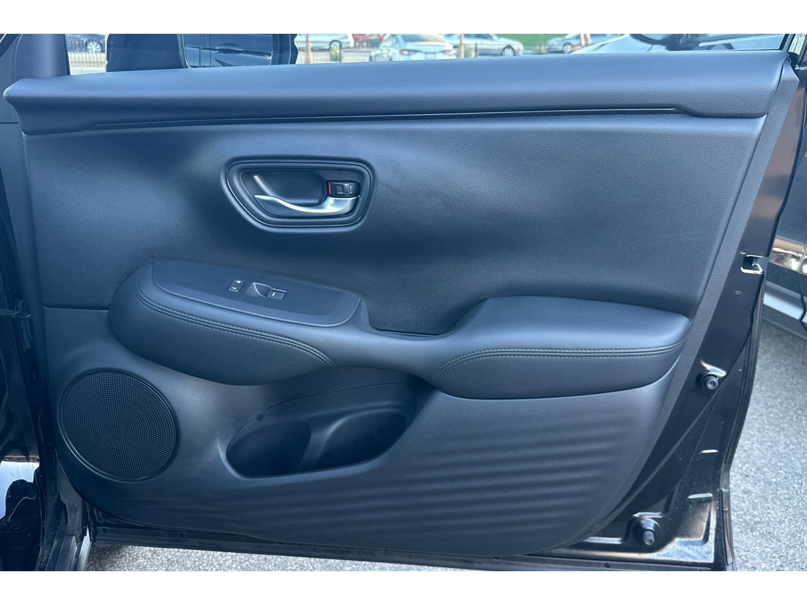 Used 2024 Honda HR-V LX image 21
