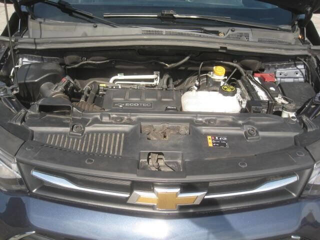 Used 2018 Chevrolet Trax LT w/ LT Convenience Package image 29