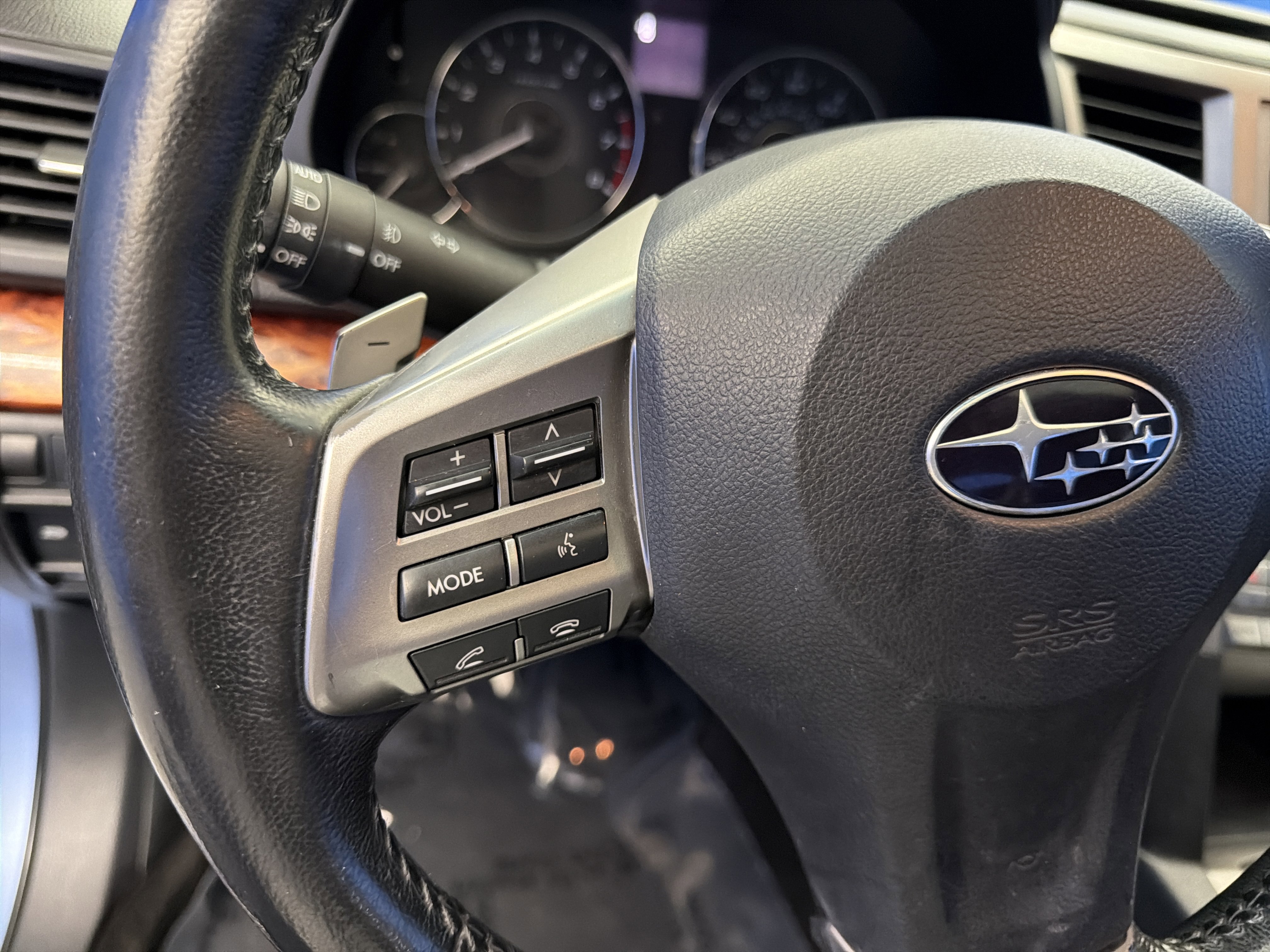 Used 2012 Subaru Legacy 2.5i Limited AWD/4WD image 16