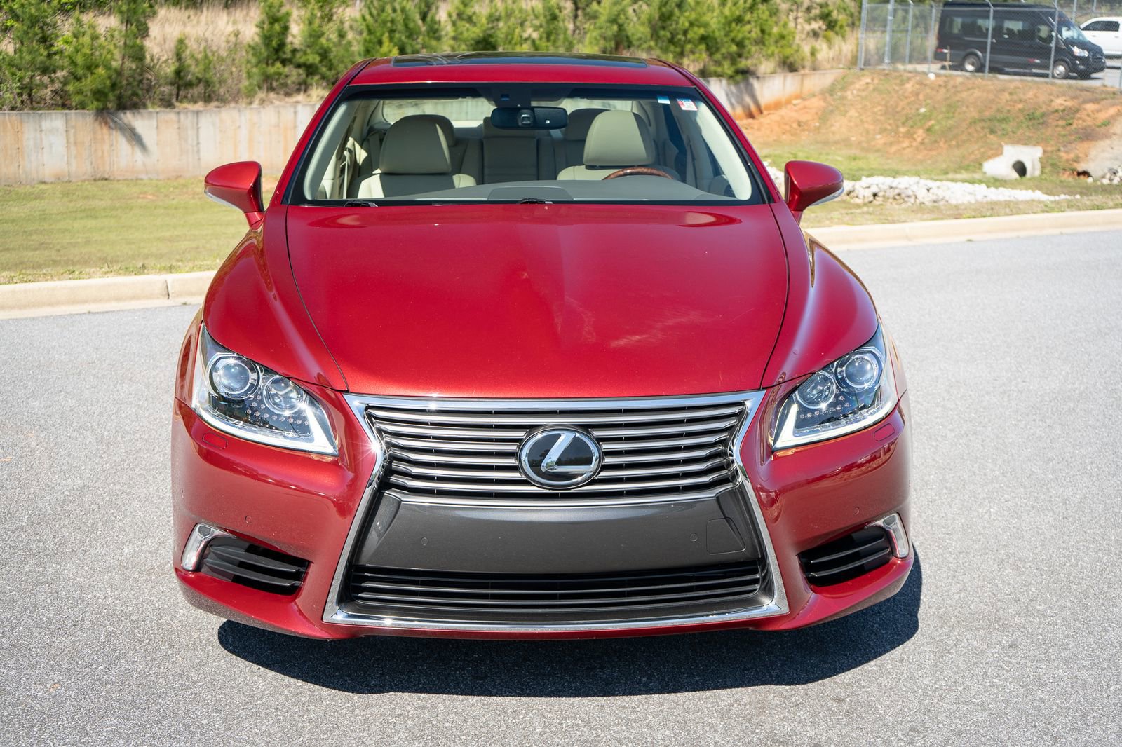 Used 2017 Lexus LS 460 AWD w/ Comfort Package image 2