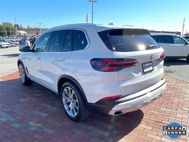 Used 2024 BMW X5 sDrive40i w/ Parking Assistance Package image 34