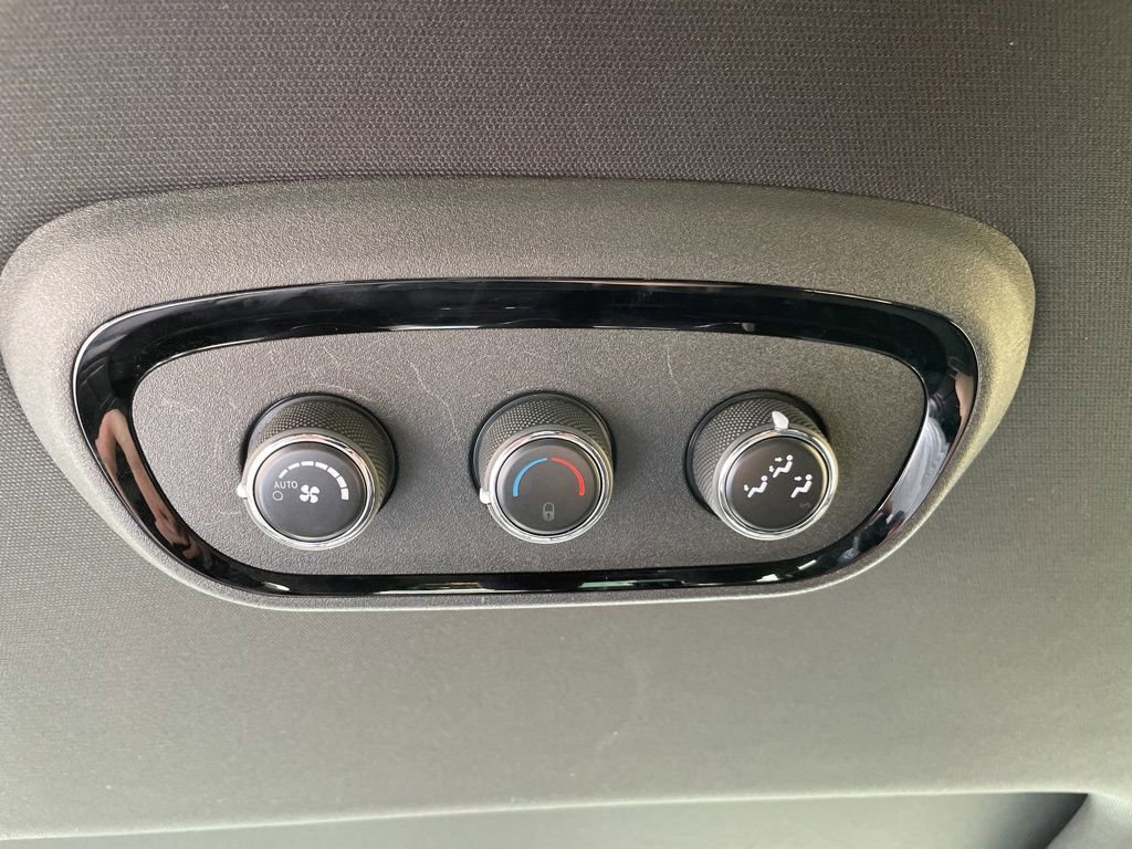 Used 2023 Dodge Durango GT AWD/4WD image 34