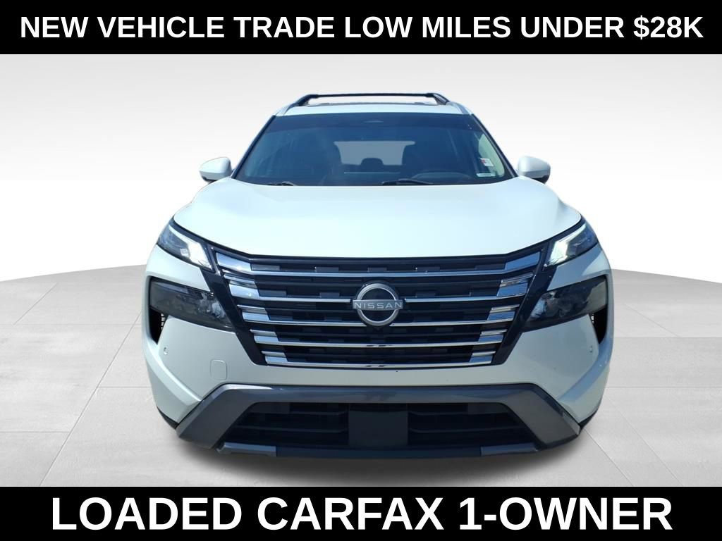 Used 2024 Nissan Rogue SL w/ SL Premium Package AWD/4WD image 3