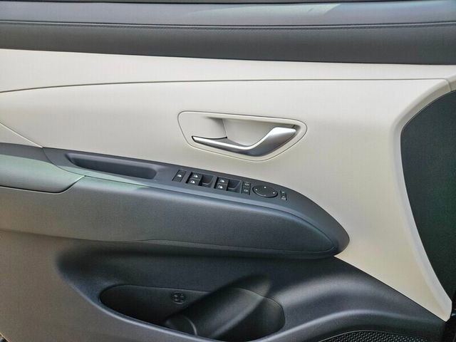 New 2026 Hyundai Tucson SE image 11