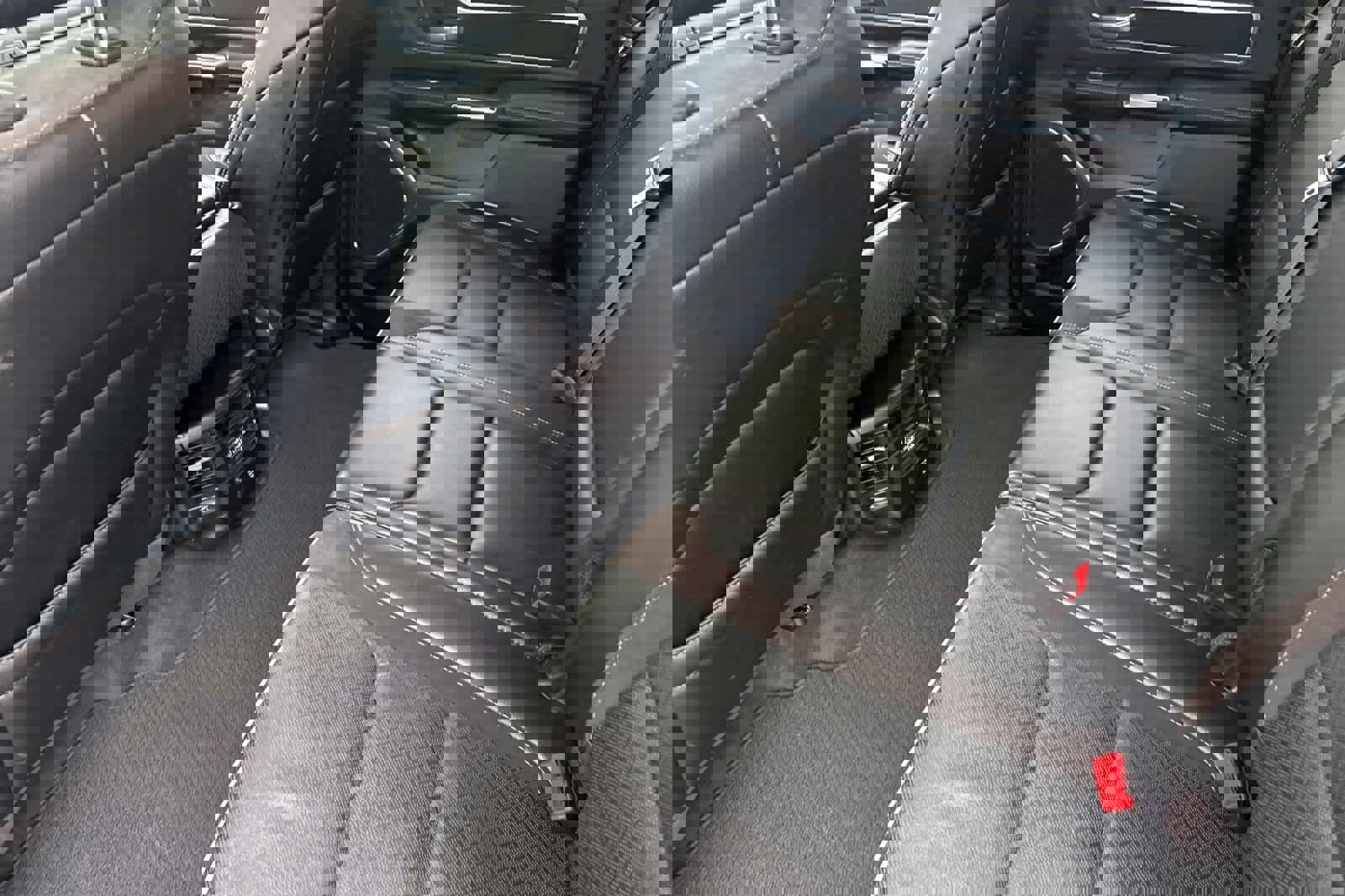 Used 2024 RAM 1500 Laramie image 4