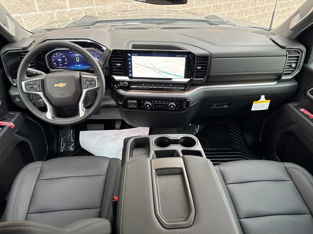 New 2026 Chevrolet Silverado 3500 LT w/ Leather Package AWD/4WD image 16
