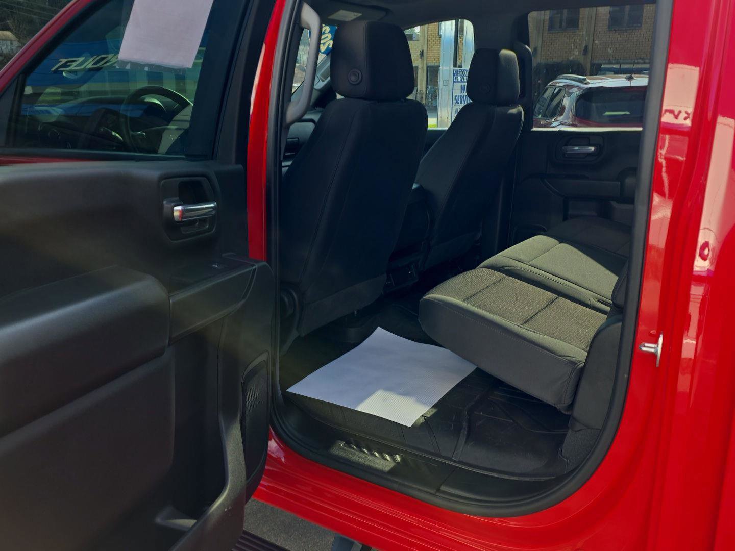 Used 2025 Chevrolet Silverado 2500 Custom image 22