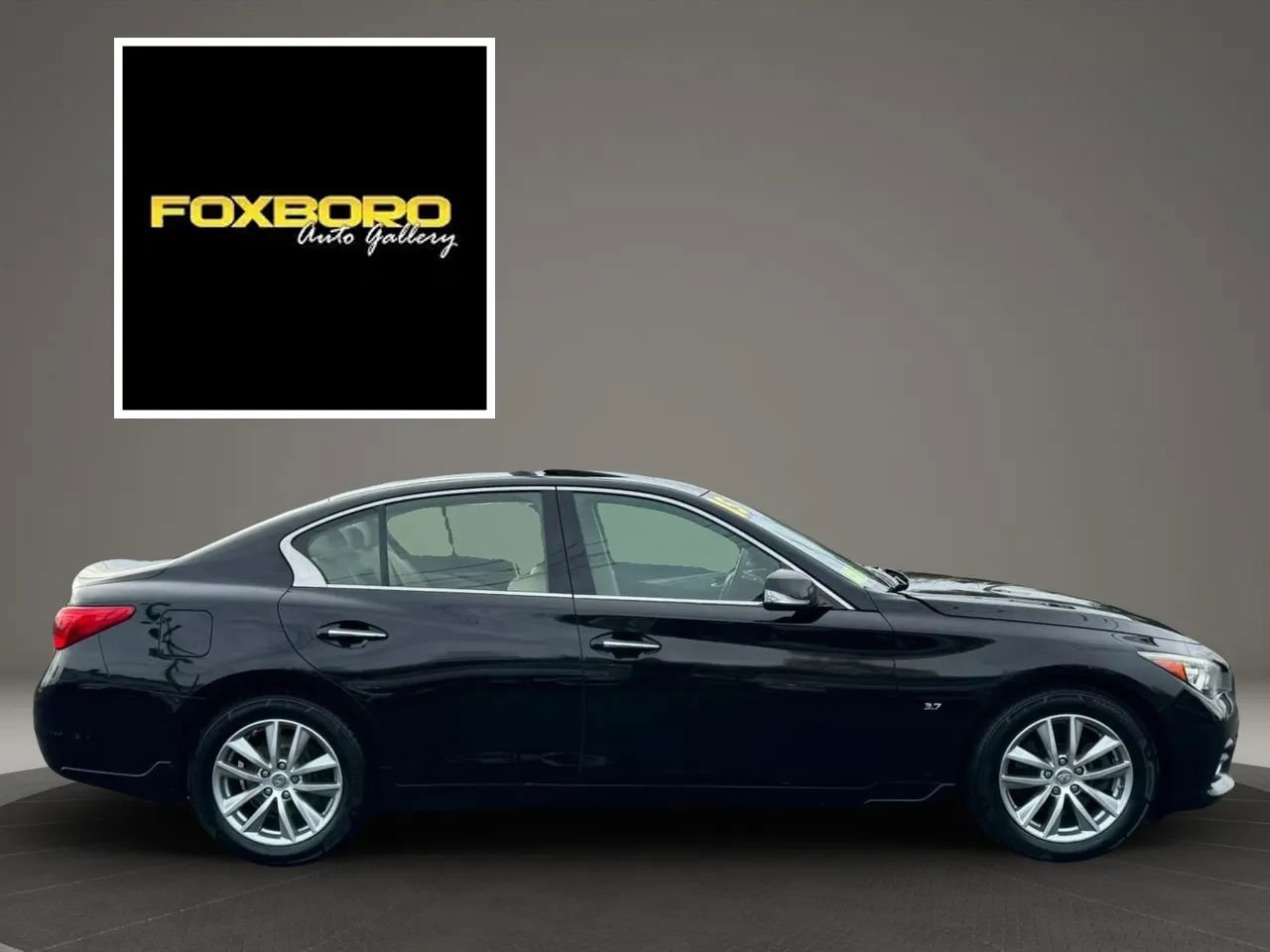 Used 2015 INFINITI Q50 Premium w/ Navigation Package AWD/4WD image 4