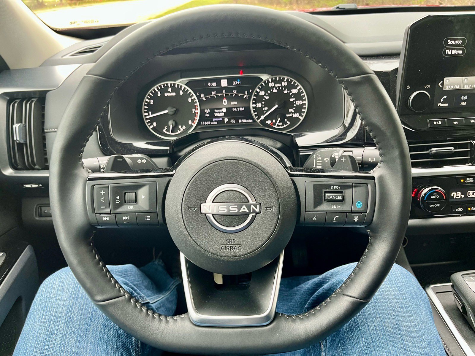 Used 2025 Nissan Pathfinder SL FWD image 26