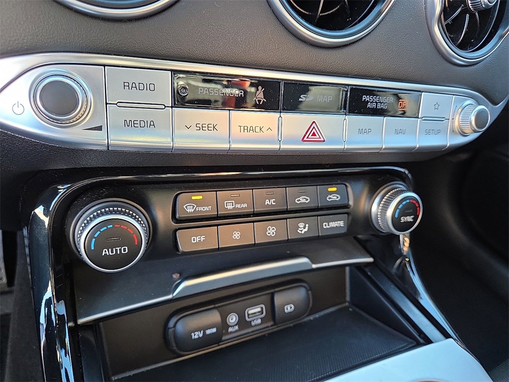 Used 2018 Kia Stinger GT2 image 17