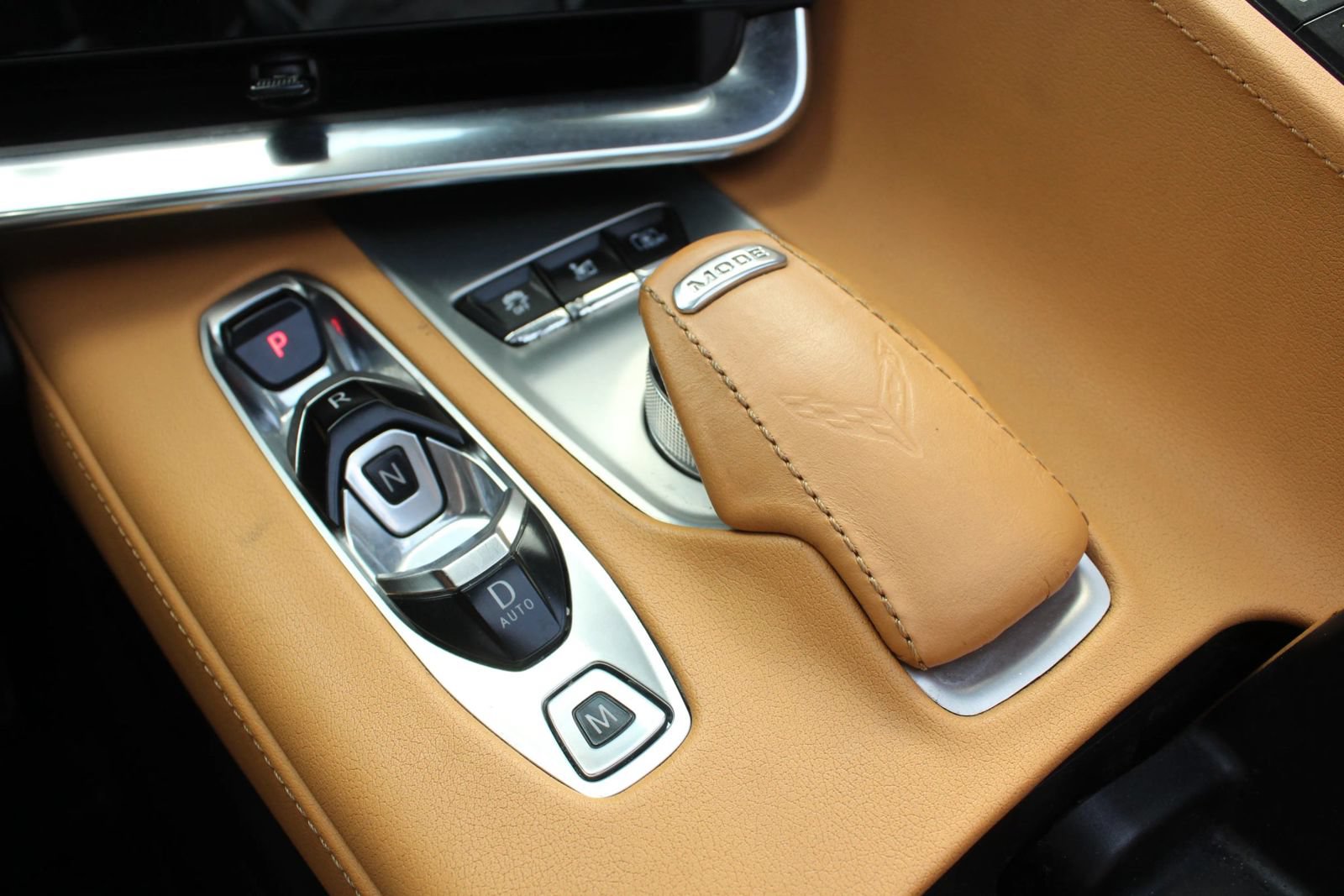 Used 2020 Chevrolet Corvette Stingray Premium Cpe w/ 3LT Preferred Equipment Group RWD image 32
