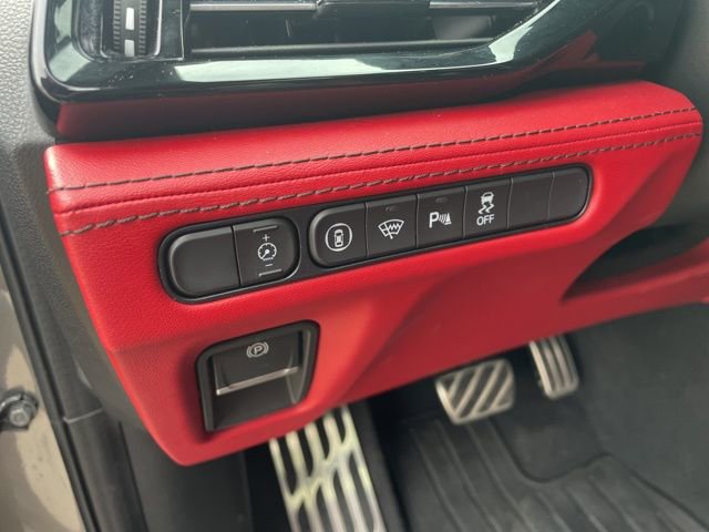 Used 2022 Acura MDX A-Spec image 16