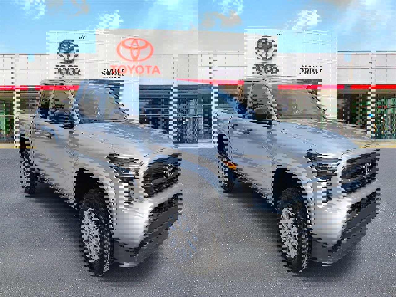Used 2025 Toyota Tacoma SR image 2