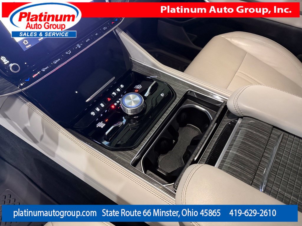 Used 2022 Jeep Wagoneer Series III AWD/4WD image 24