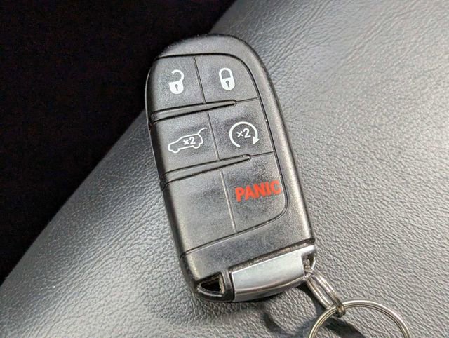 Used 2022 Dodge Durango GT image 25