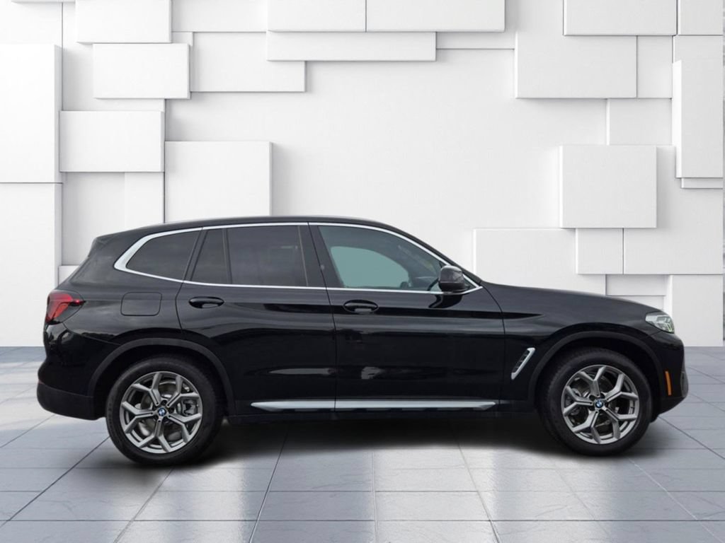 Used 2023 BMW X3 xDrive30i w/ Convenience Package w/ZPA AWD/4WD image 4