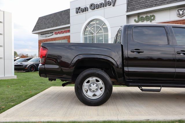 Used 2023 Toyota Tacoma SR image 32