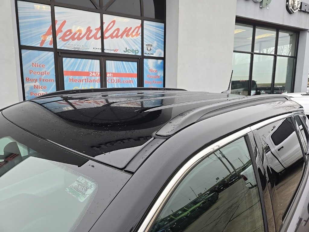 Used 2024 Jeep Compass Limited w/ Elite Group image 18