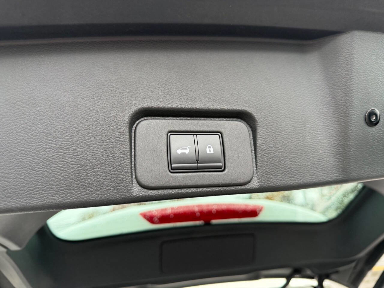 Used 2023 Nissan Rogue Platinum w/ Platinum Premium Package image 24