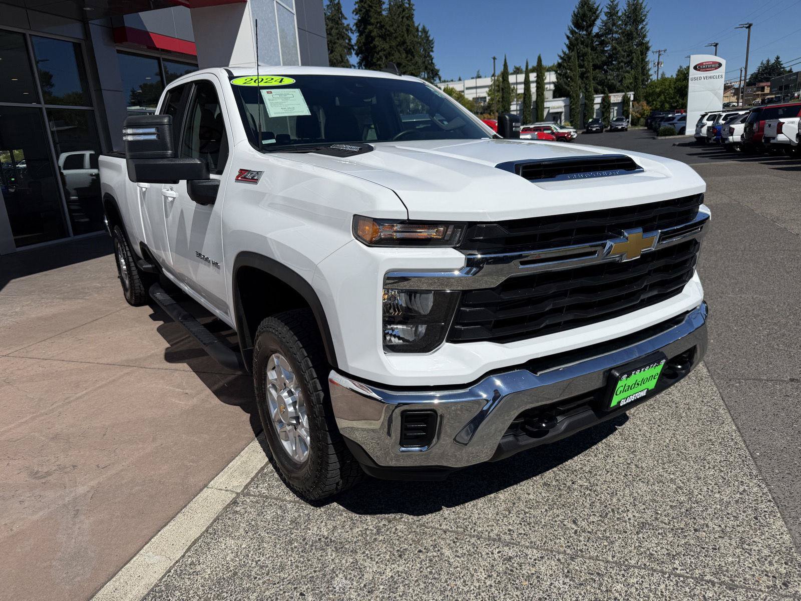 Used 2024 Chevrolet Silverado 3500 LT AWD/4WD image 8