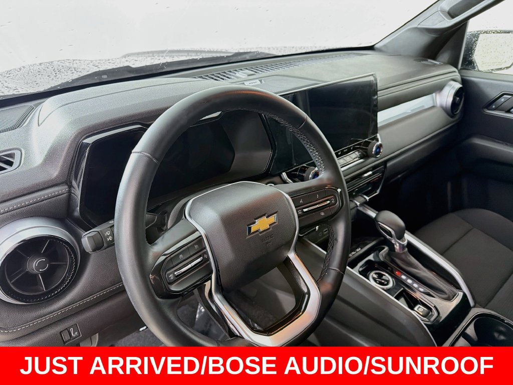 Used 2023 Chevrolet Colorado LT w/ LT Convenience Package II AWD/4WD image 9