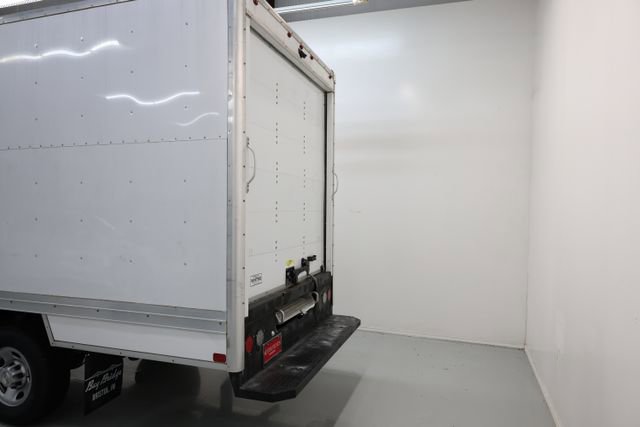 Used 2022 Chevrolet Express 3500 w/ Driver Convenience Package image 18