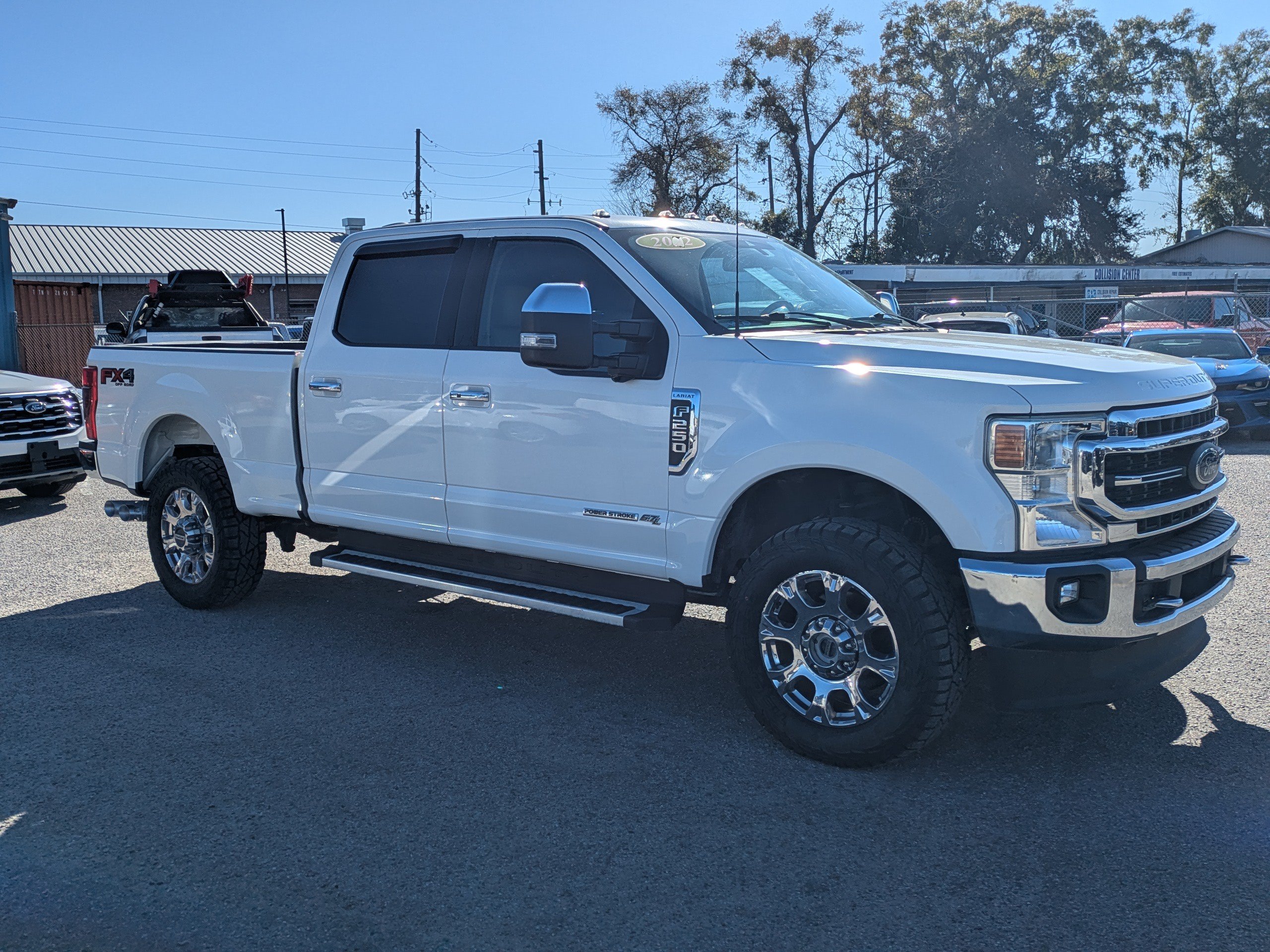 Used 2022 Ford F250 Lariat w/ Lariat Ultimate Package AWD/4WD image 2