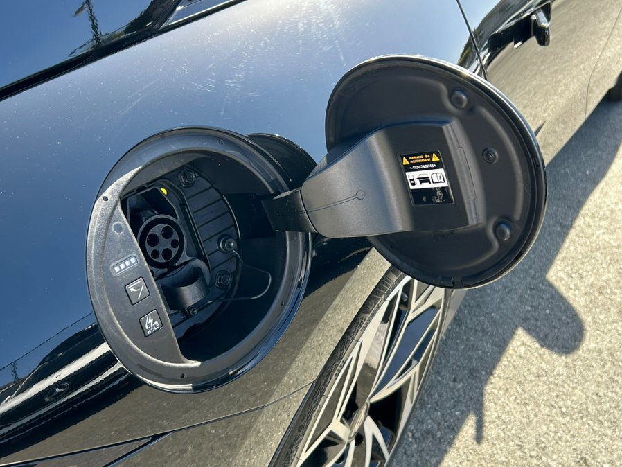 Used 2023 Hyundai Ioniq 6 Limited RWD image 62