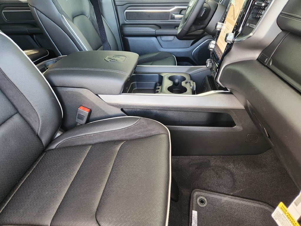 New 2026 RAM 1500 Laramie w/ Night Edition AWD/4WD image 11