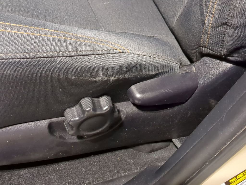 Used 2019 Toyota Tacoma SR5 image 28